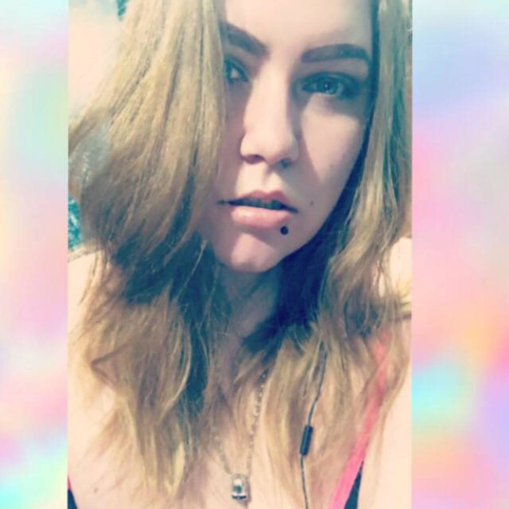 Meet your Posher, Gia